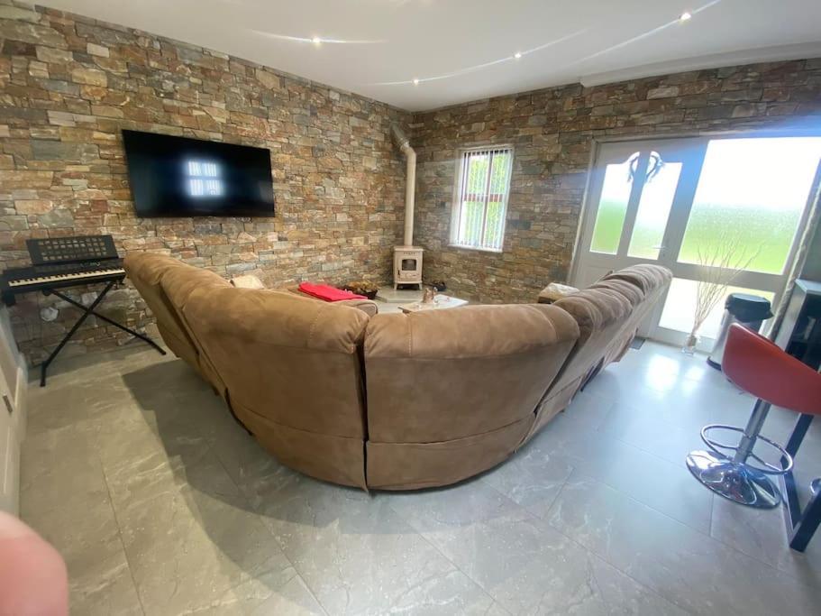 Country Cottage Close To The City. Newry Bagian luar foto